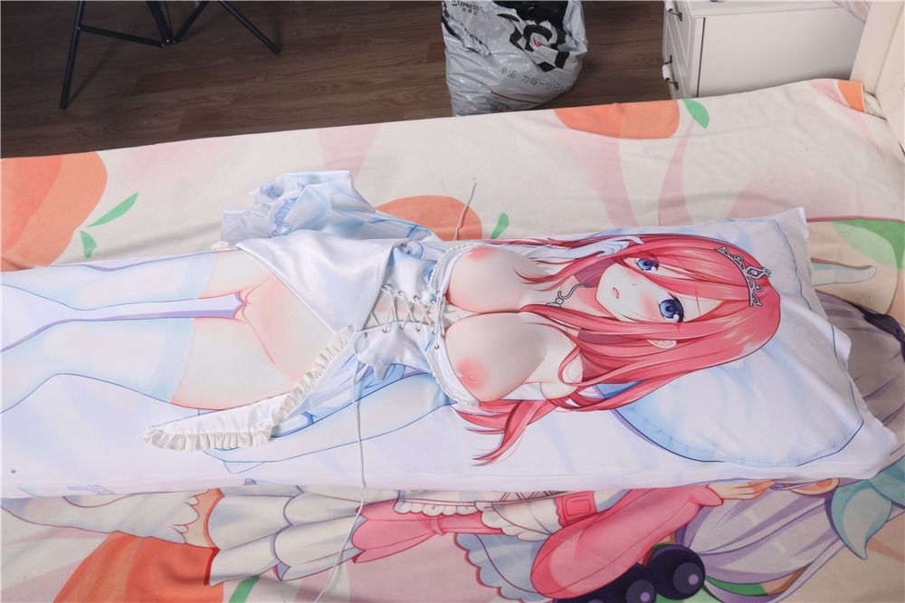 The Quintessential Quintuplets Nakano Miku 3D Detachable Pillow Cover（Including 3D Breasts or Hips）